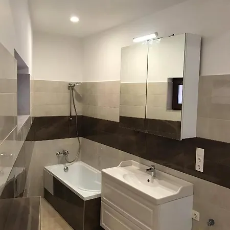 Thomas Loft Brasov